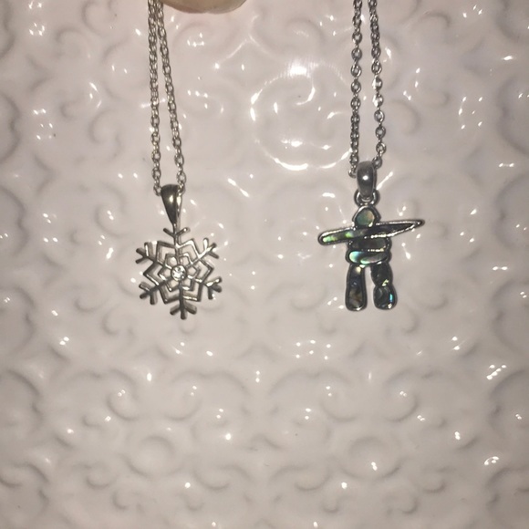 Necklace bundle - Picture 1 of 3